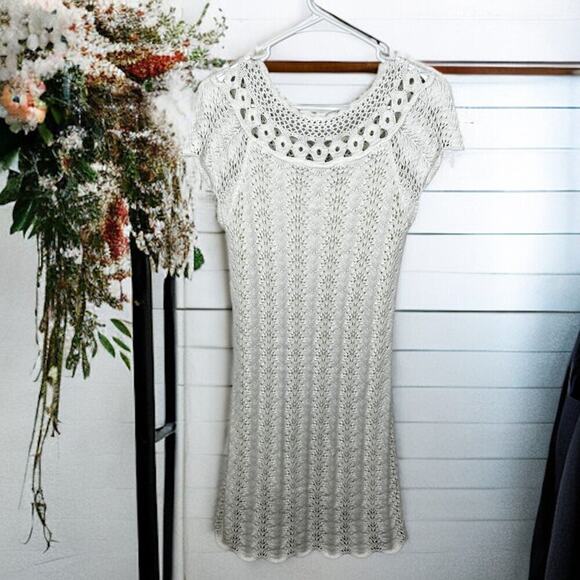 Lilly Pulitzer Women’s Small Everly White Short Sleeve Sweater Midi Dress - Picture 3 of 8